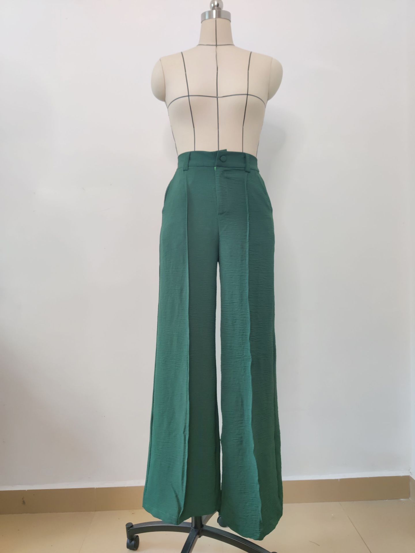 Alice – Pantalon Bouffant Léger à Jambes Larges avec Plis