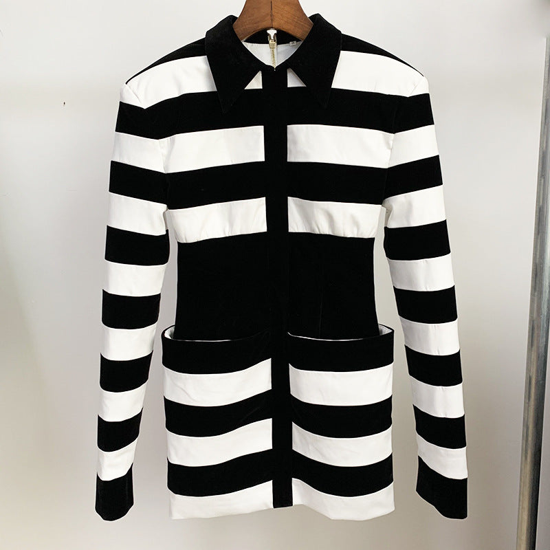 Sara – Robe Tunique en Cuir Végétalien et Velours avec Épaules Larges