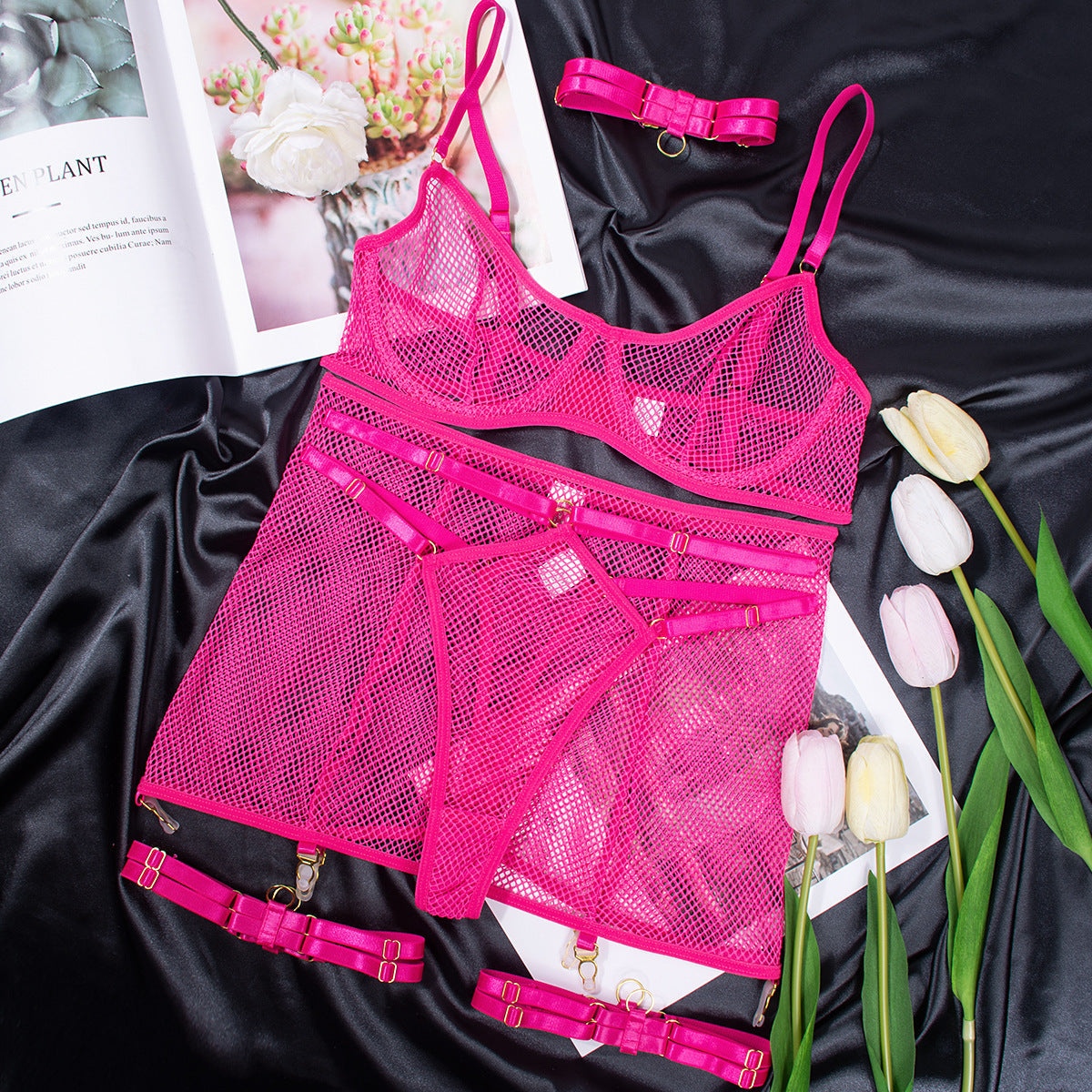 Adele – Ensemble de Lingerie en Résille Sexy