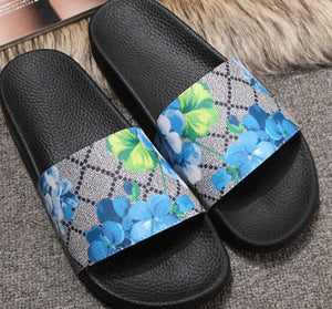 Angela – Chaussons Femme avec Motif Floral et Semelles en Caoutchouc