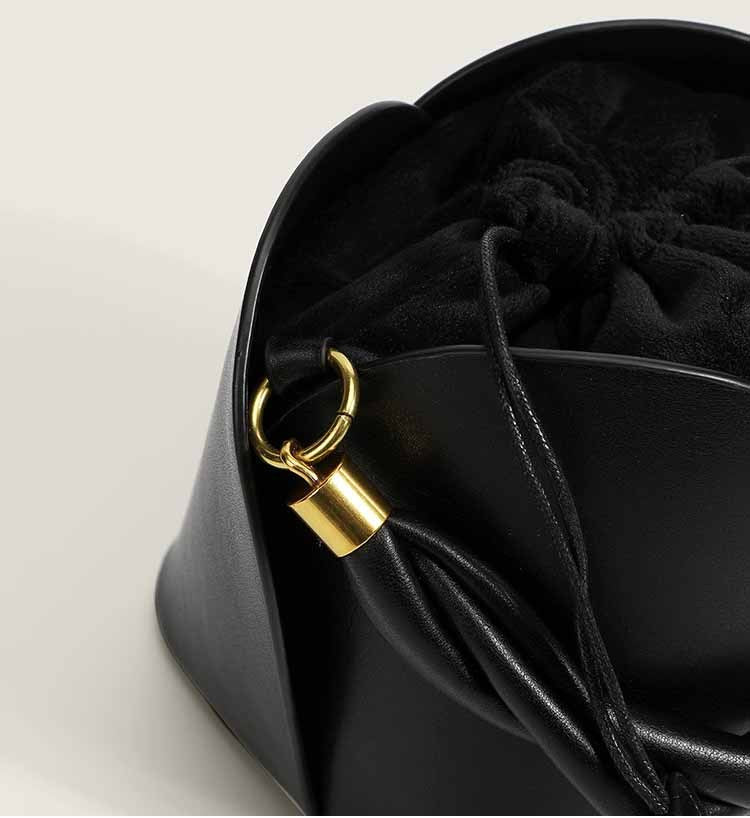 Leah – Sac à main tendance pour femme en cuir vegan avec motif floral