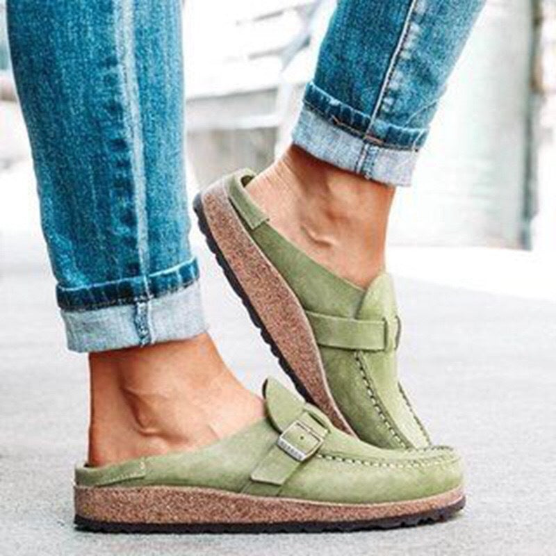 Jennifer – Mules en Suédine Végane avec Boucle