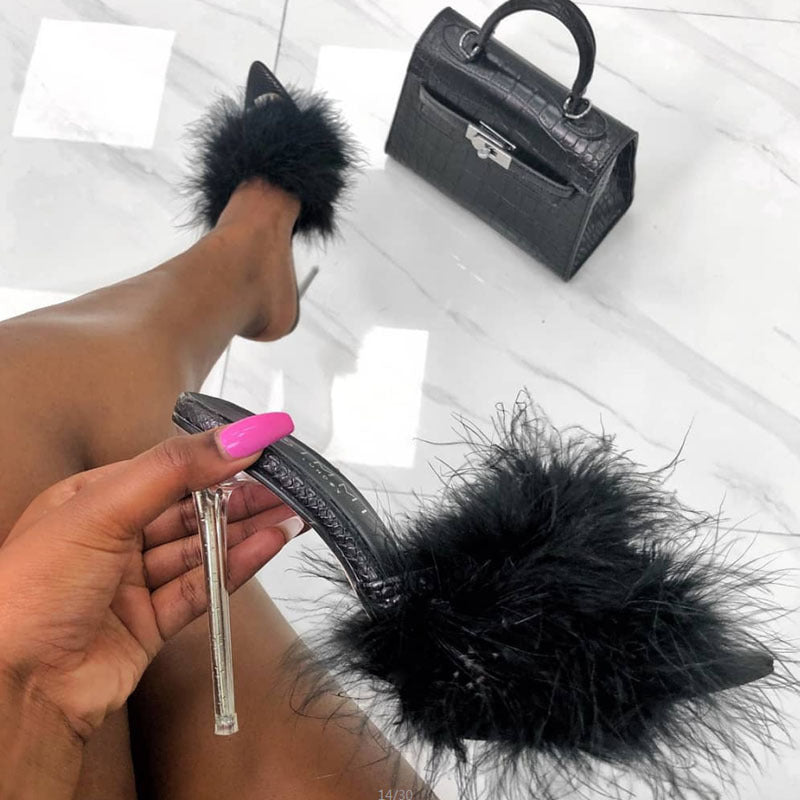Kimberley – Talons hauts transparents en cristal avec fourrure éventail