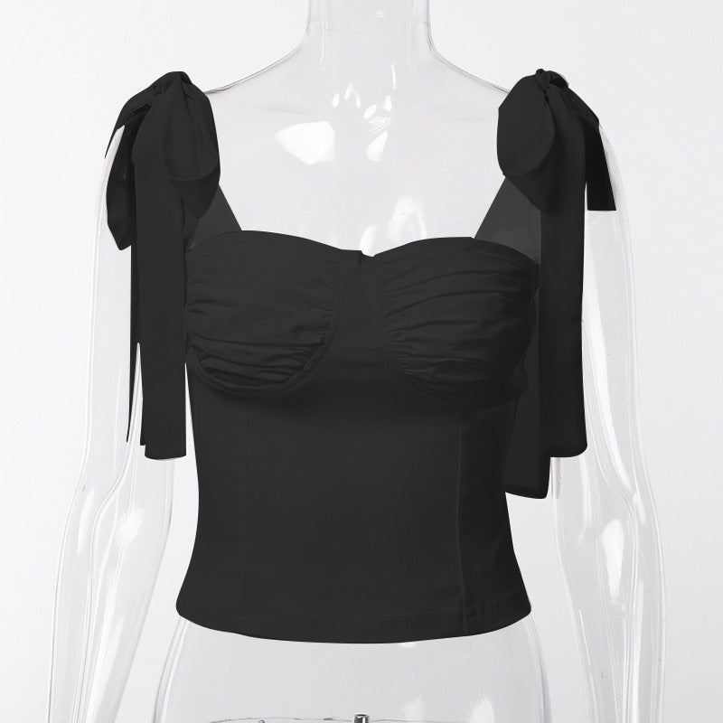 Amelia – T-shirt Femme Ajusté avec Design Bandage