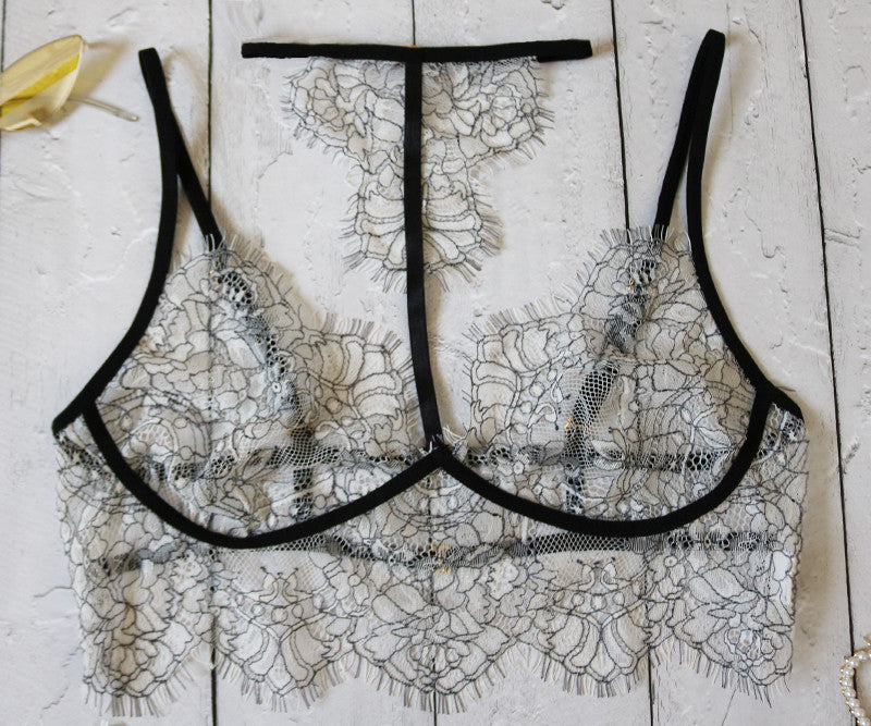 Lisa – Ensemble Lingerie Femme Séduisant Trois Pièces