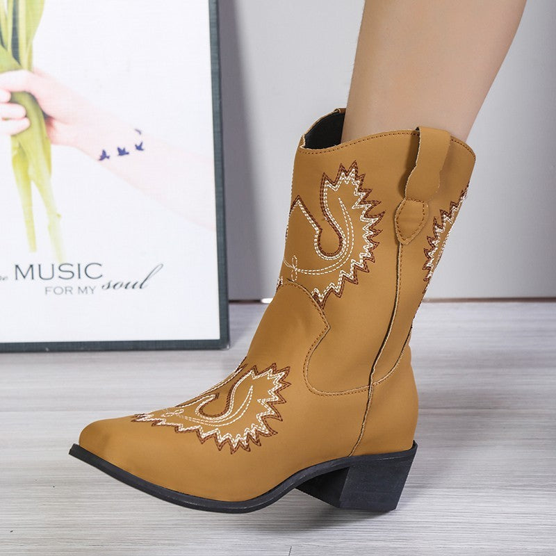 Catherine – Bottes Western Brodées avec Talon Épais