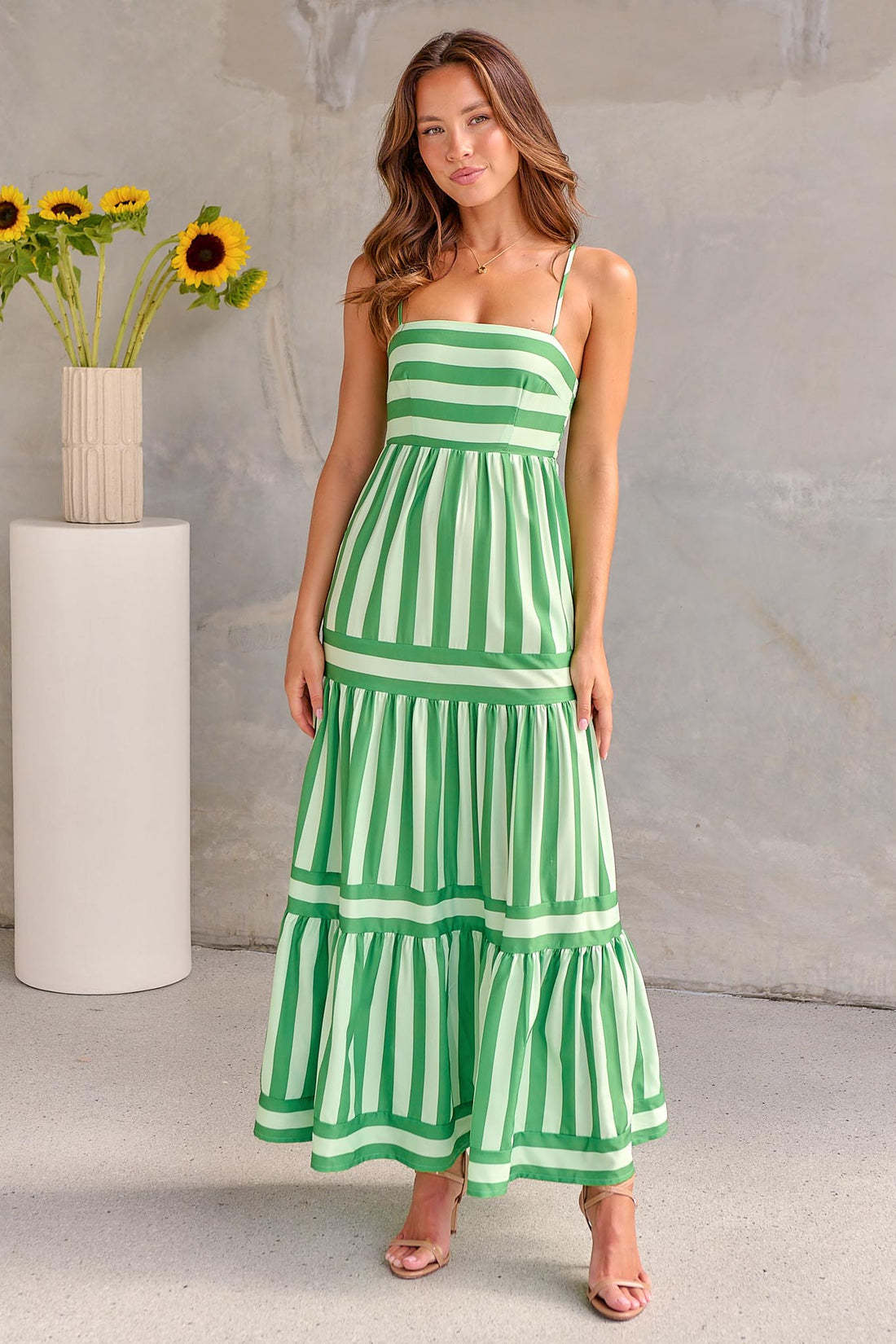 Andrea – Robe longue rayée avec bretelles et poches pour les vacances à la plage
