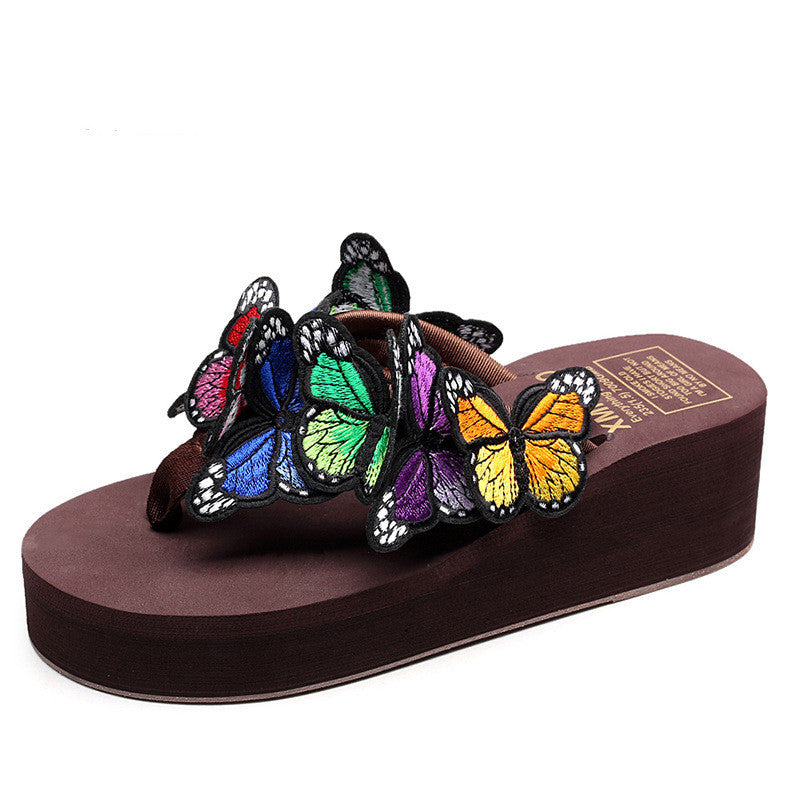 Danielle – Chaussons faits main pour femmes avec motif papillon