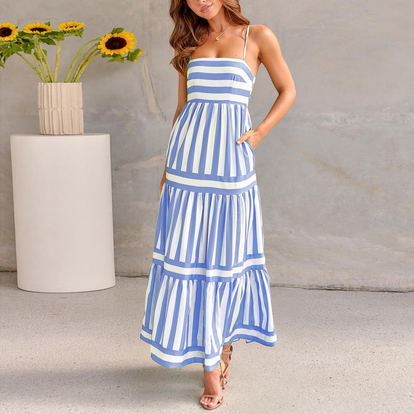 Andrea – Robe longue rayée avec bretelles et poches pour les vacances à la plage