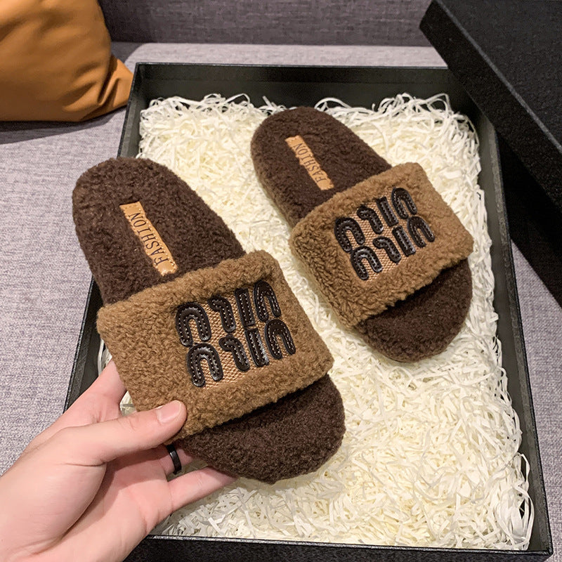 Betty – Chaussons Douillets pour Femmes en Premium Daim Vegan