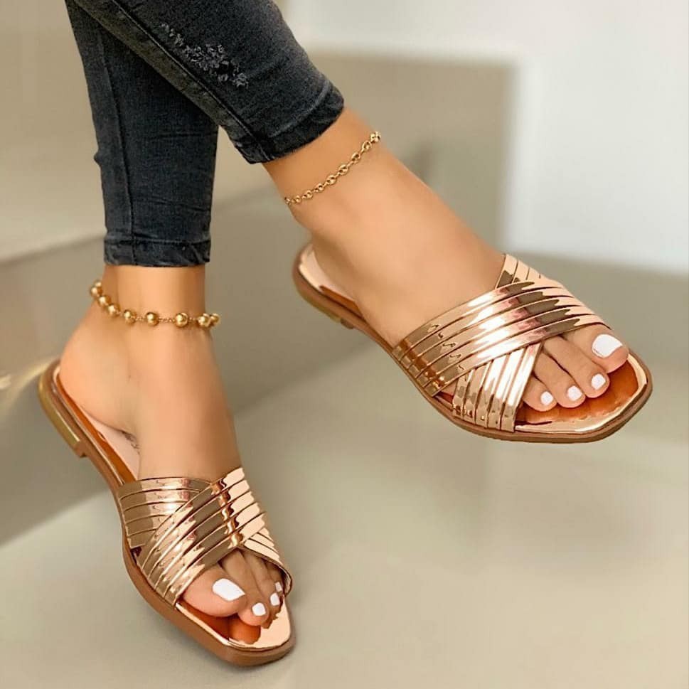 Joan – Confortables Chaussons en Cuir Vegan pour Femmes