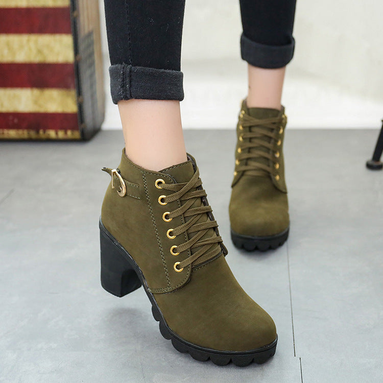 Heather – Bottines à Talons Bloc avec Boucle