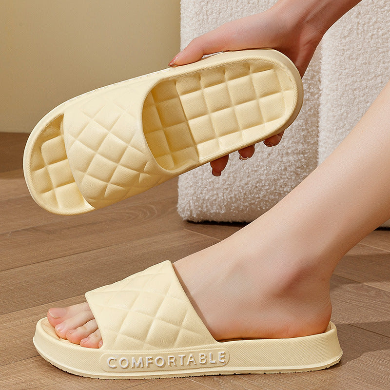 Nick – Chaussons Doux à Motif Carreaux