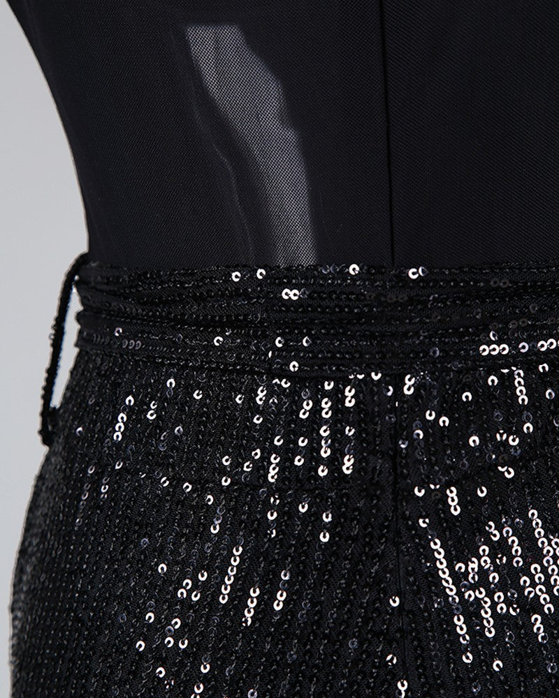 Ruth – Robe à Paillettes avec Profond Décolleté en V