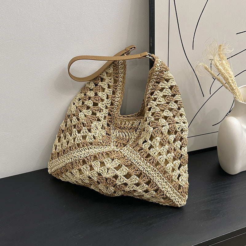 Jessie – Sac en paille fait main avec couleur contrastée ajourée