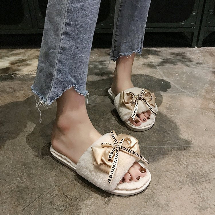 Kelly – Chaussons Unis pour Femmes