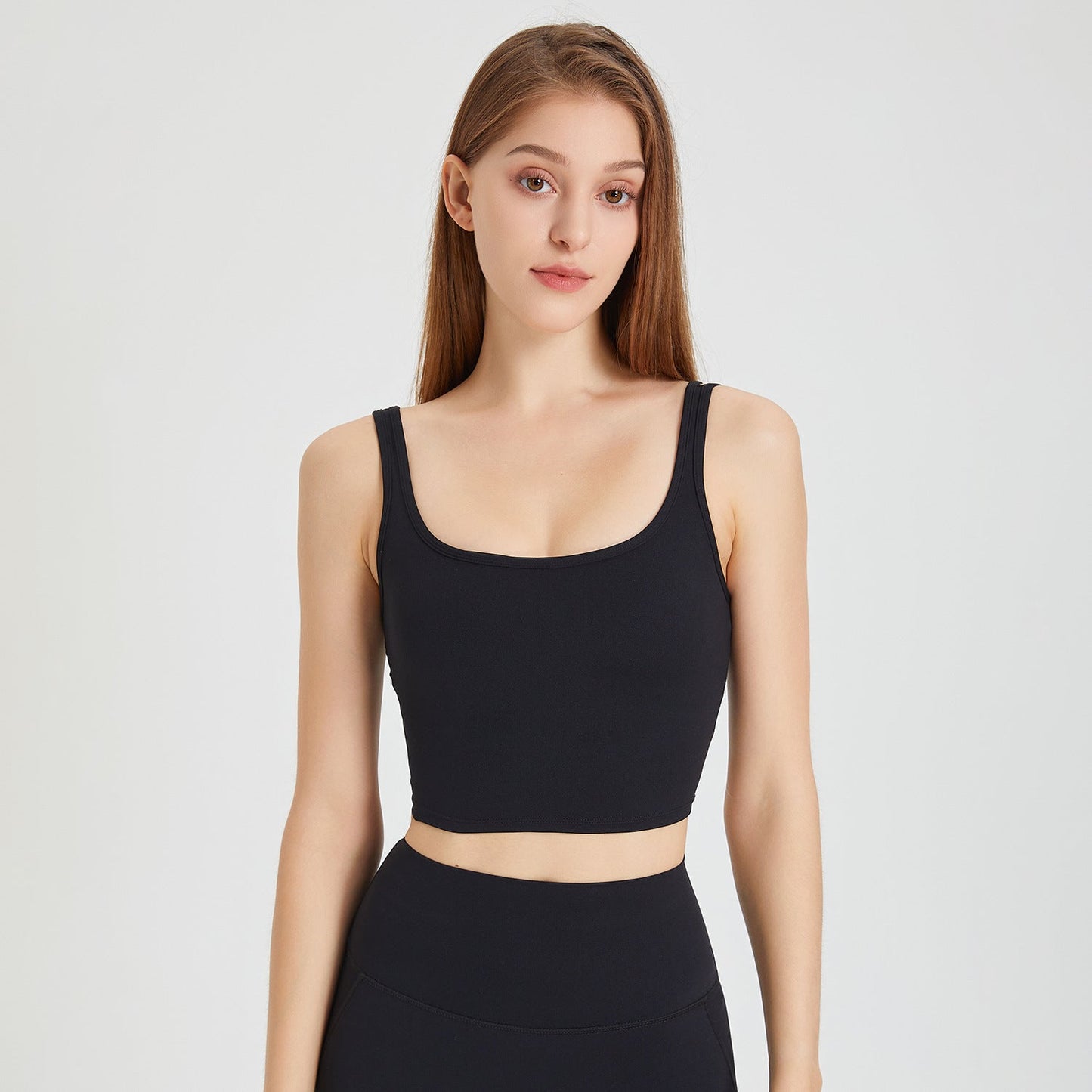 Laura – Sous-vêtements sportifs pour femmes en cuir vegan de qualité