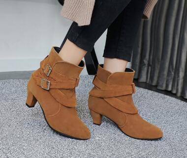 Amy – Chaussures à Talons Hauts Chaudes pour Femmes avec Bottines