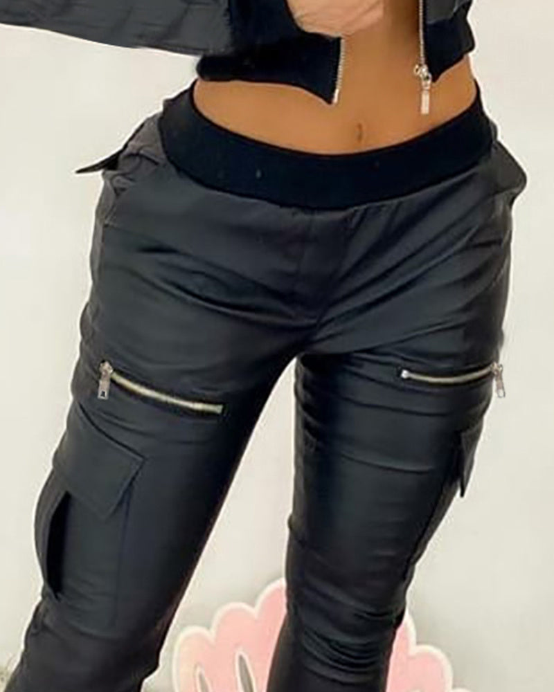 Grace – Pantalon en cuir vegan noir avec fermeture à nouer