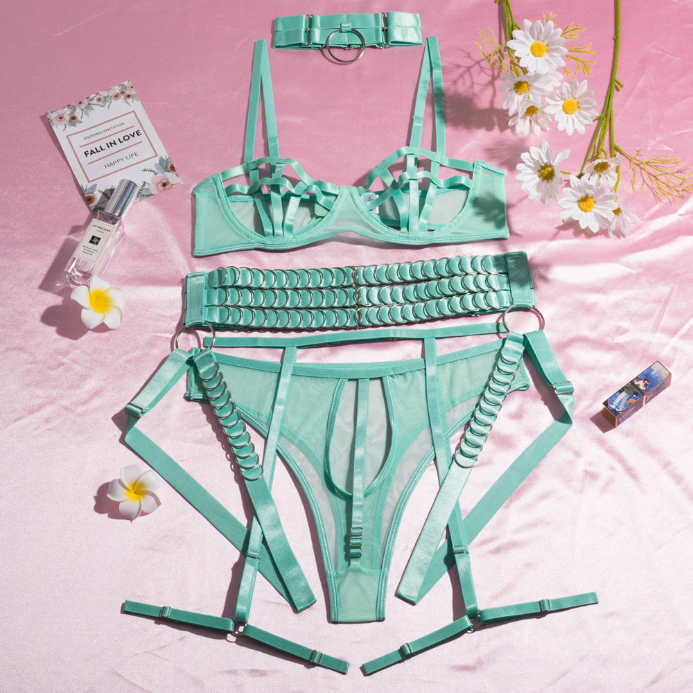 Amy – Lingerie pour Femmes avec Soutien et Laçage