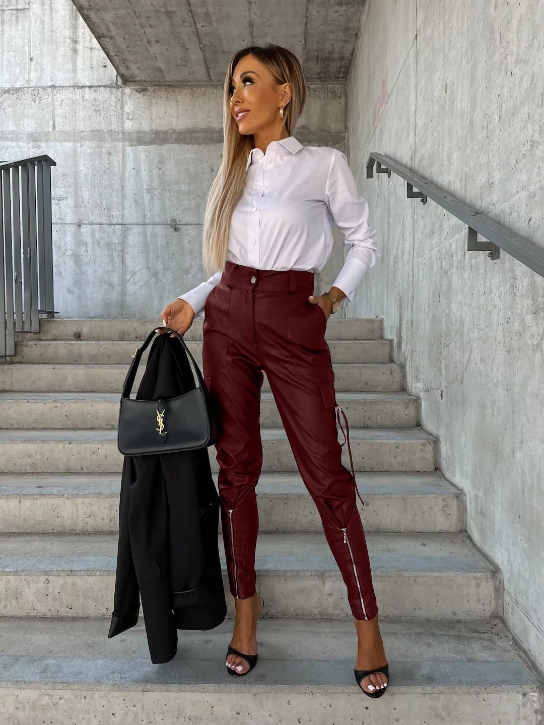 Denise – Pantalon Slim Fit pour Femme en Cuir Vegan avec Poches