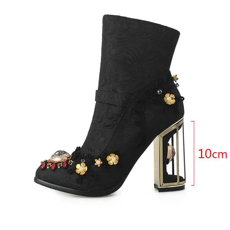 Catherine – Bottes Femme Brodées avec Perles et Fermeture Éclair