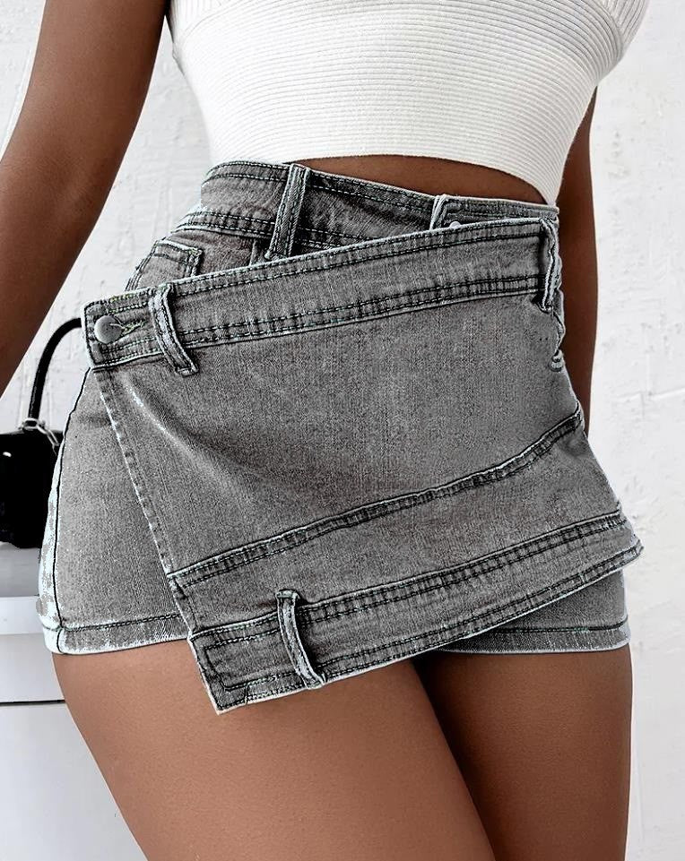 Helen – Shorts Vintage en Denim Y2K avec Ourlet Asymétrique
