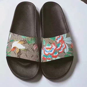 Angela – Chaussons Femme avec Motif Floral et Semelles en Caoutchouc
