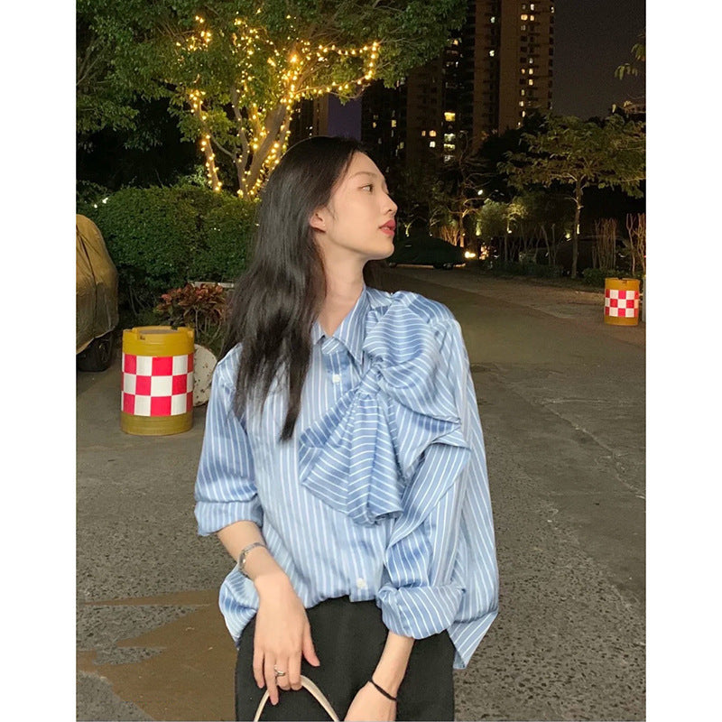 Jessica – Blouse Rayée avec Nœud