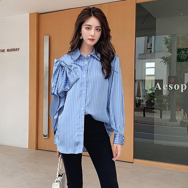 Jessica – Blouse Rayée avec Nœud