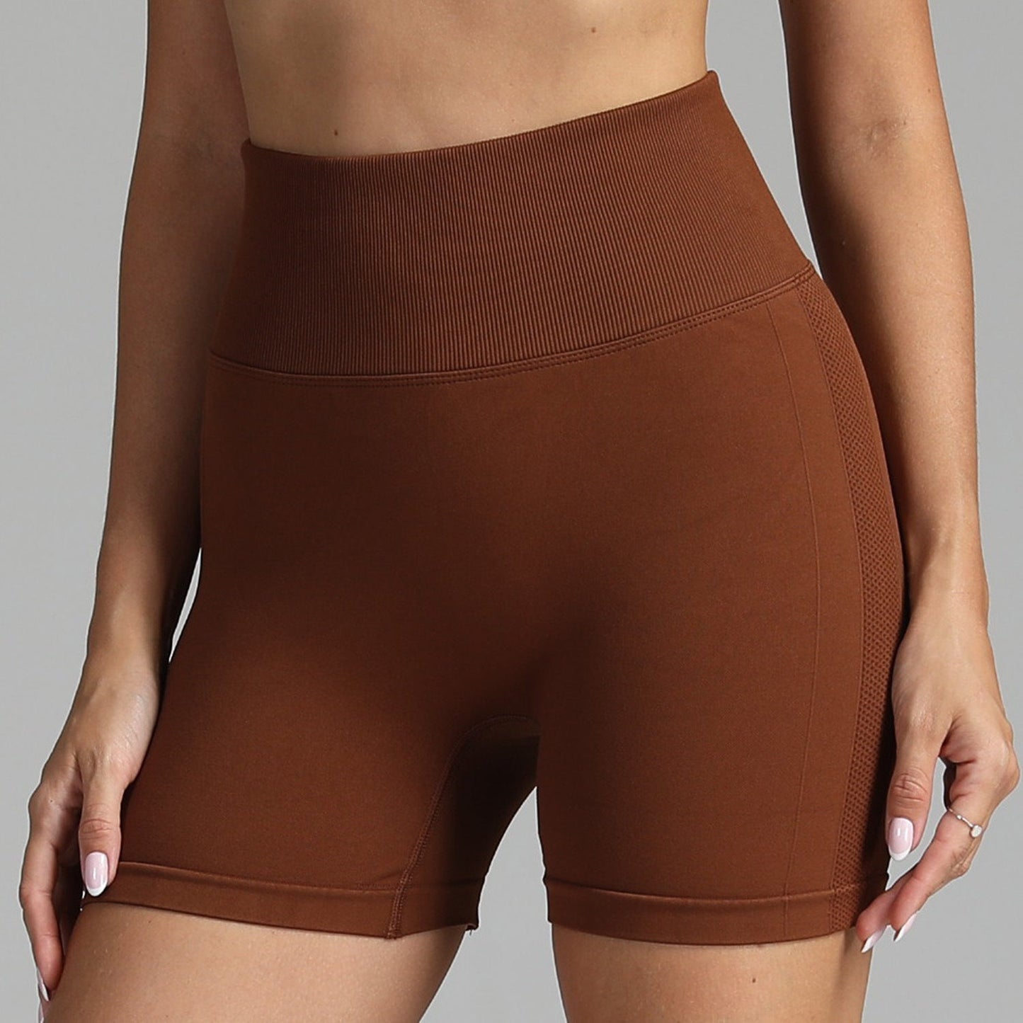 Amanda – Shorts de Yoga Sans Couture pour Femmes avec Taille Haute et Design Gainant