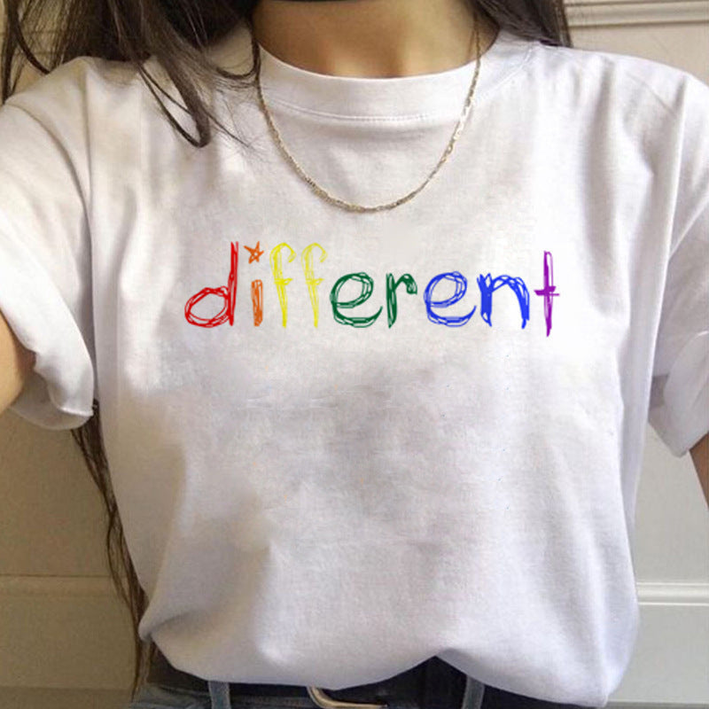 Caroline – T-shirt Arc-en-ciel Femme à Manches Courtes