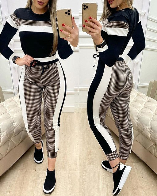 Gabrielle – Ensemble pour Femme avec Top à Manches Courtes et Pantalon Taille Haute