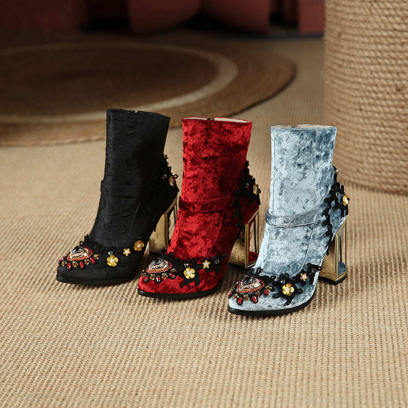 Catherine – Bottes Femme Brodées avec Perles et Fermeture Éclair