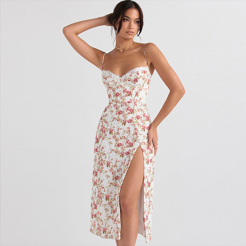 Emily – Robe longue à motif floral avec fente sexy