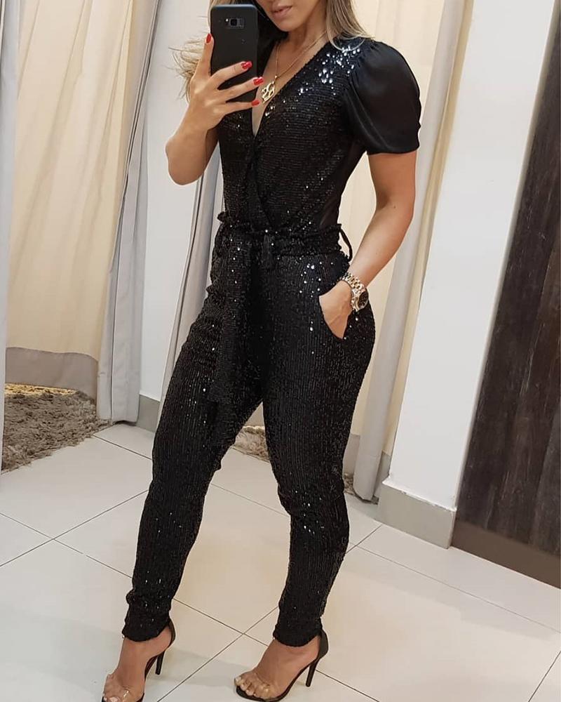 Ruth – Robe à Paillettes avec Profond Décolleté en V