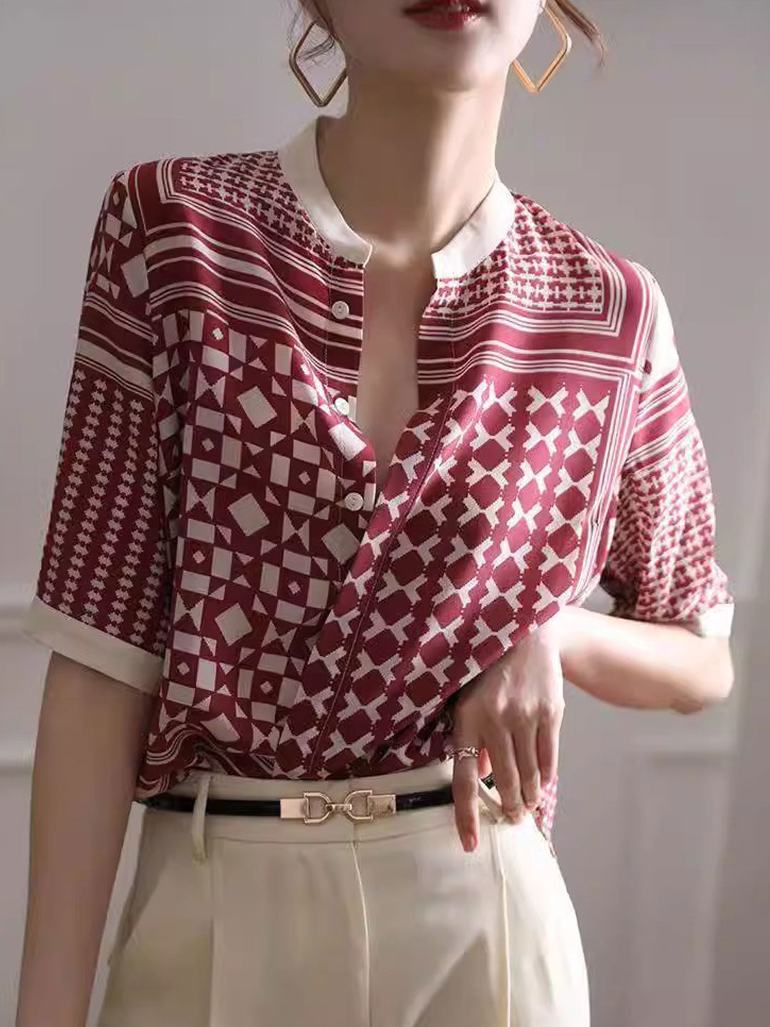 Sarah – Chemise Rayée Rétro à Carreaux