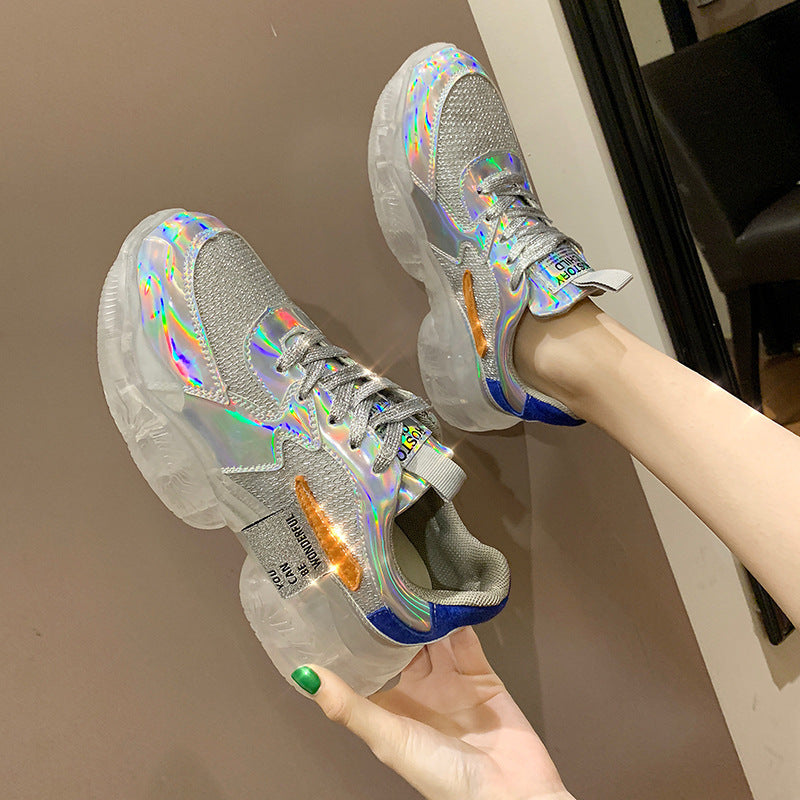Natalie – Baskets transparentes avec plateforme et effet holographique