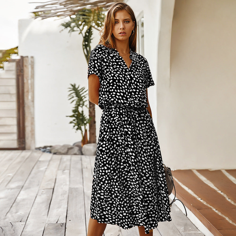 Rose – Robe Courte à Motif à Pois et Col
