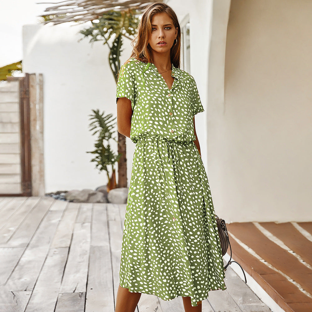 Rose – Robe Courte à Motif à Pois et Col
