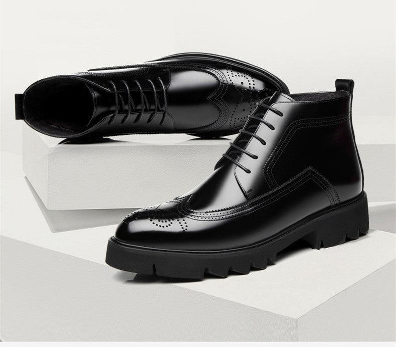 Russell – Bottes Hautes Britanniques à Semelle Épaisse en Cuir Vegan