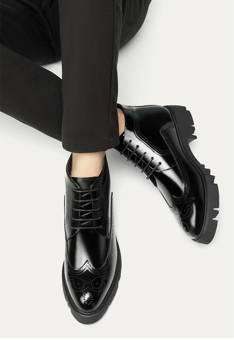 Russell – Bottes Hautes Britanniques à Semelle Épaisse en Cuir Vegan