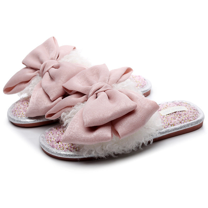 Nicole – Chaussons Douillets avec Grand Détail de Nœud