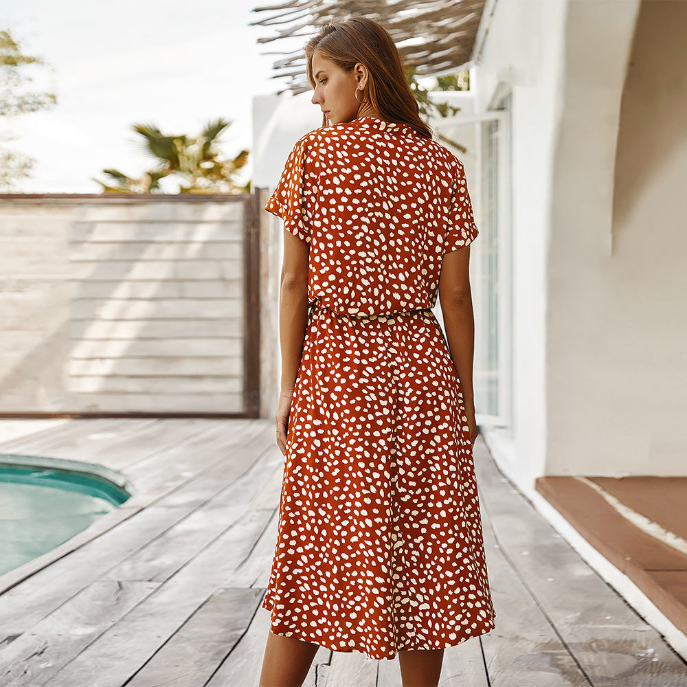 Rose – Robe Courte à Motif à Pois et Col