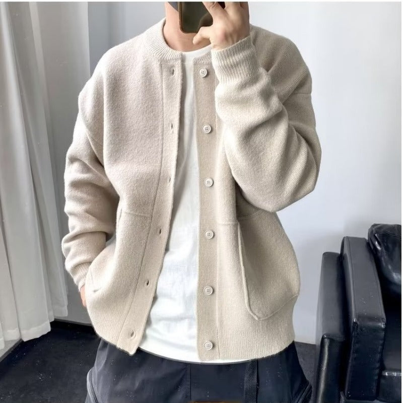 Robin – Cardigan en Laine Moderne pour Hommes avec Col Rond