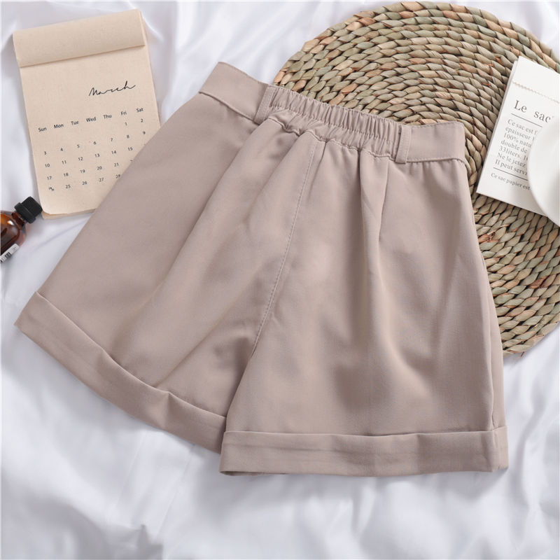 Emily – Shorts Décontractées à Jambes Larges et Revers