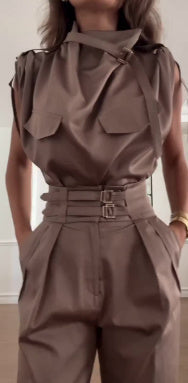 Nicole – Blouse modelante pour épaules et taille avec ceinture