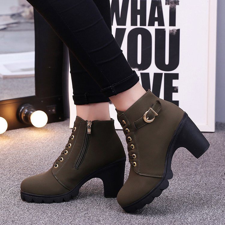 Matthew – Bottines croisées avec Martin Boots