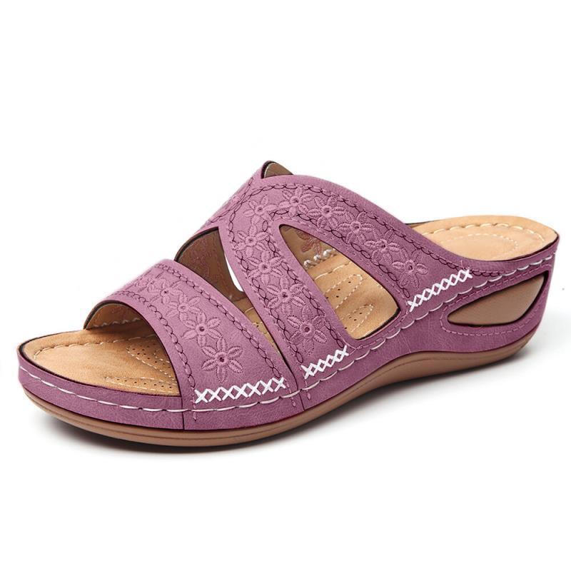 Jasmine – Chaussons féminins brodés rétro