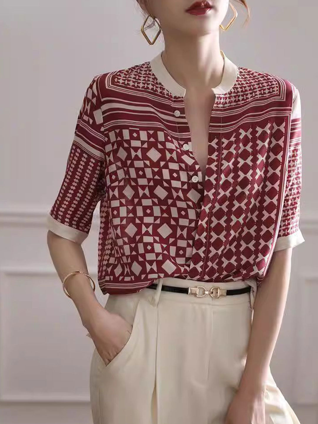 Sarah – Chemise Rayée Rétro à Carreaux
